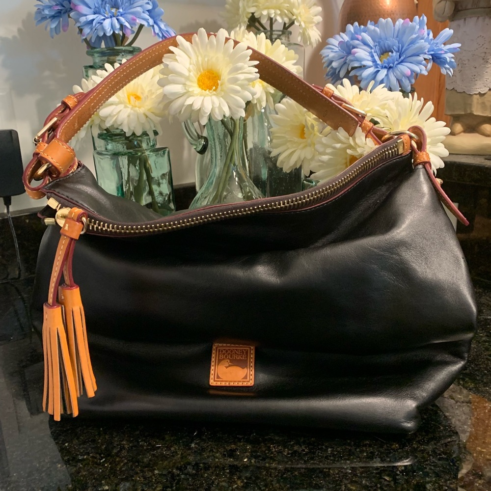 AUTHENTIC DOONEY & BOURKE - Picture 12 of 15